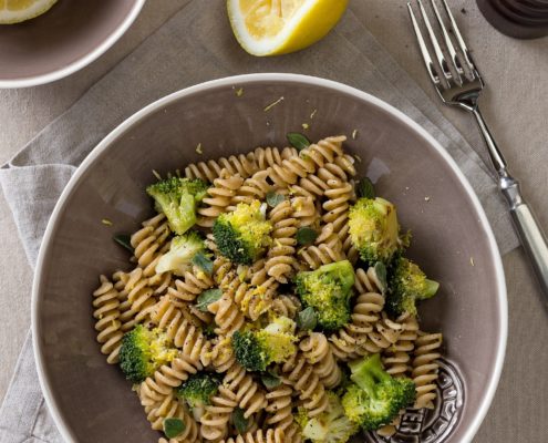 spelt pasta with broccoli and lemon