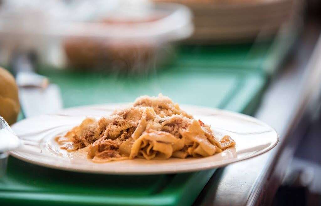 Pappardelle met Toscaanse konijnensaus