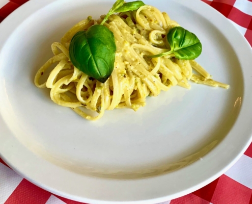 pasta with pistachio pesto