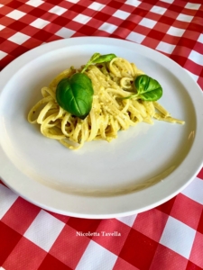 pasta with pistachio pesto pistachepesto