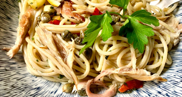 spaghetti with smoked mackerel lemon and chilli