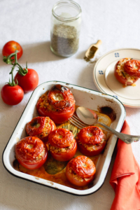 Tomatoes stuffed with rice 1