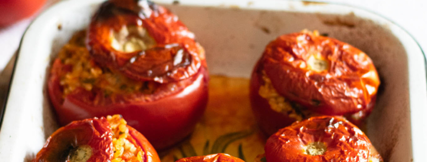 Tomatoes stuffed with rice 2