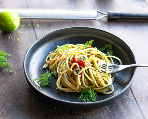spaghetti with butter anchovy and dill