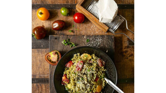 Makkelijke pastasalade met tomaten en sperziebonen